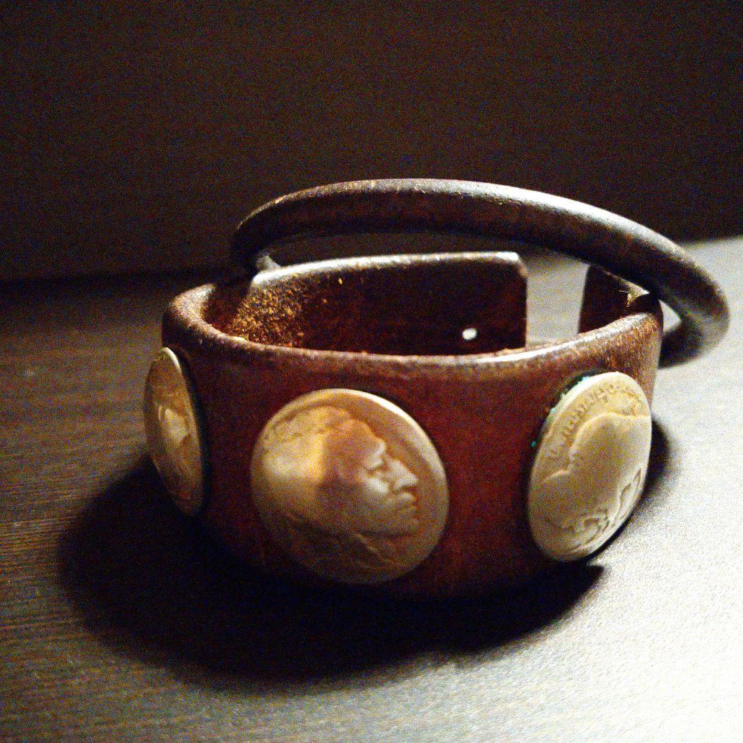 ゴローズ レザーコンチョブレス 革ブレス - メルカリ