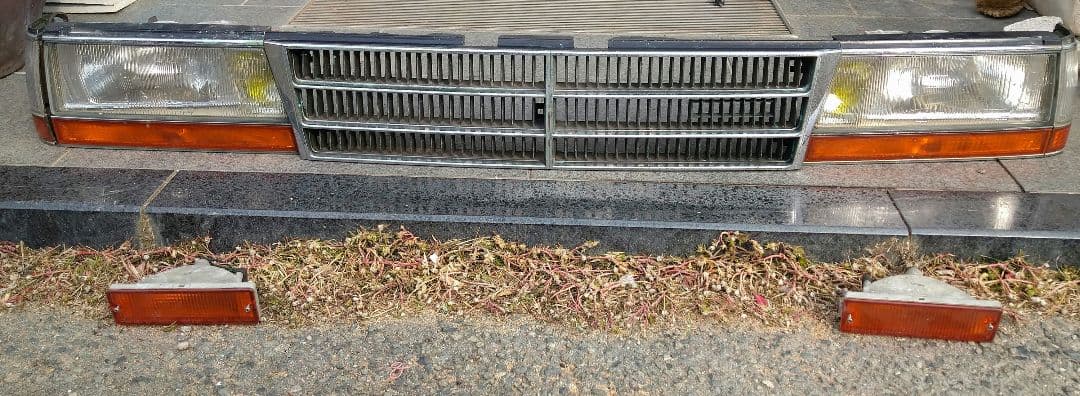 Y30 グロリアワゴン ヘッドライトグリルセット セドリック グロリア