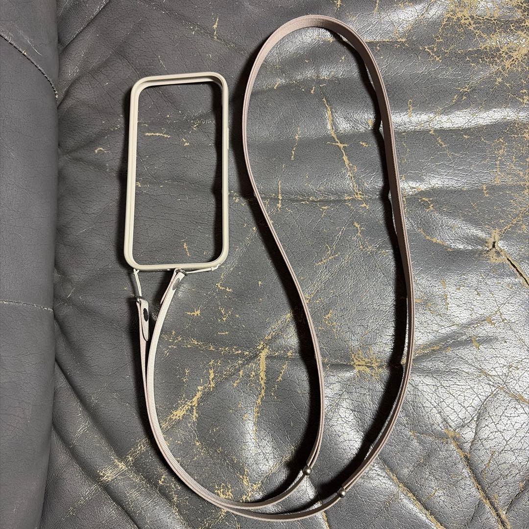 Apple純正 iPhone Air Bumper クロスボディストラップ タン クロスボディストラップ - タン - Apple（日本）