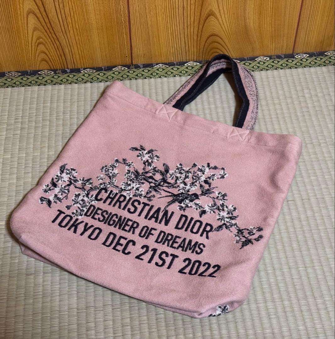 Dior展 東京美術館 夢のクチュリエ展限定トートバッグの通販はau PAY