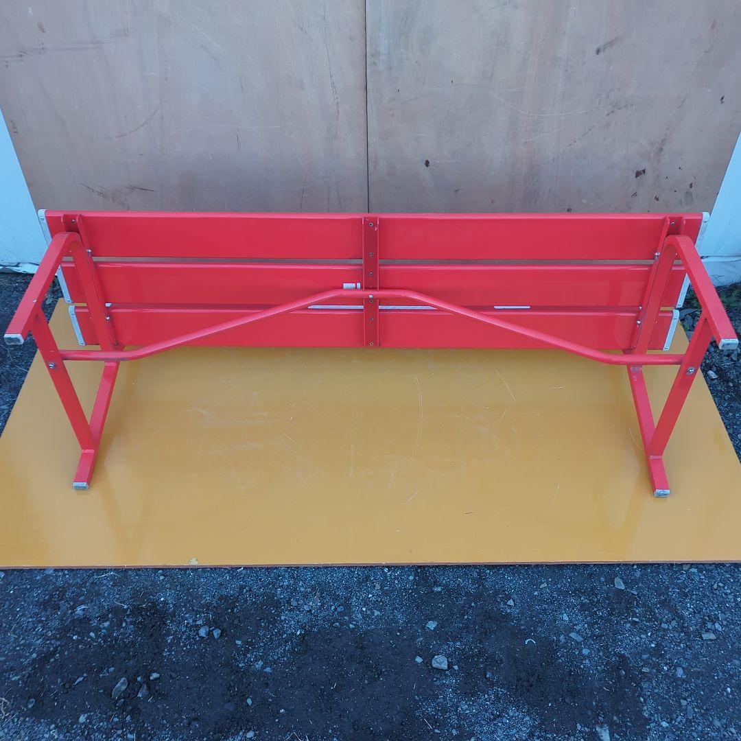 コカ・コーラ ベンチ Coca-Cola ロゴ入り 赤いベンチ - メルカリ