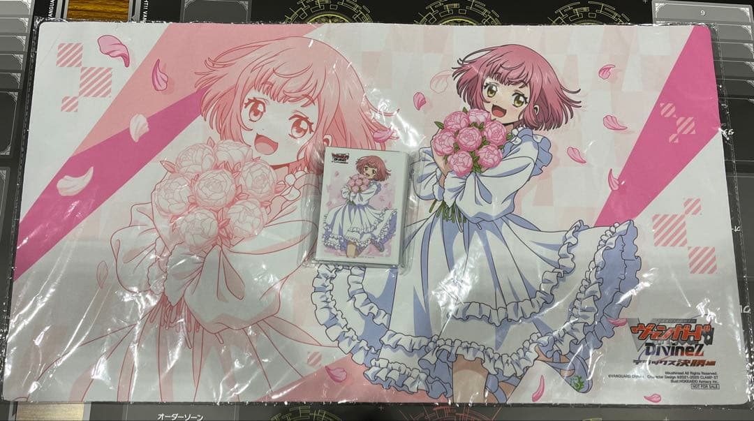 WGPデラックス2025 名古屋会場限定　プレイマッ＆スリーブ 羽根山ウララ WGPデラックス2025 名古屋会場限定 プレイマット スリーブ 羽根山