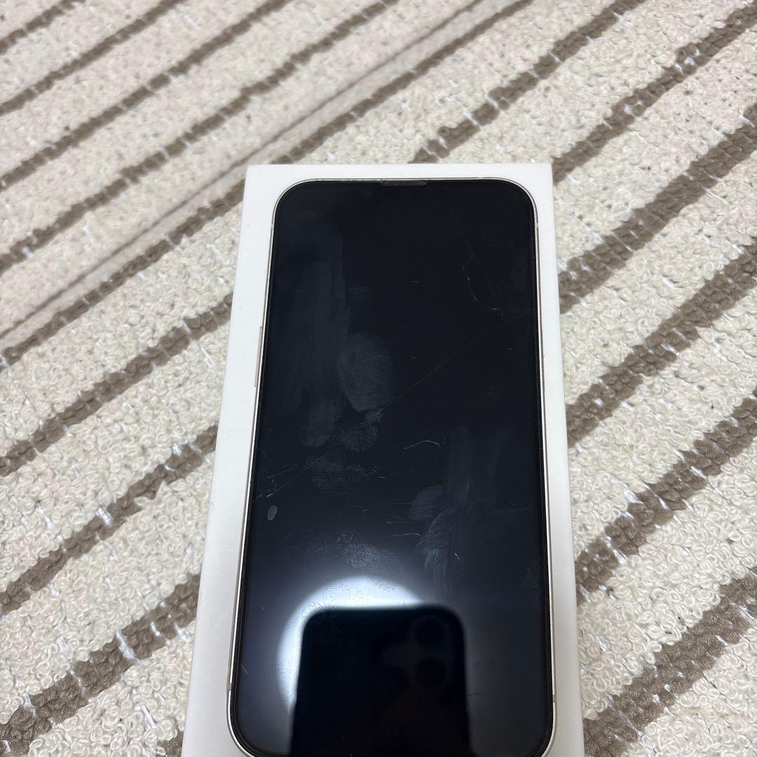 く*つ様 iphone13 本体 256GB Amazon | 【整備済み品】 Apple iPhone 13 256GB (PRODUCT)RED SIM