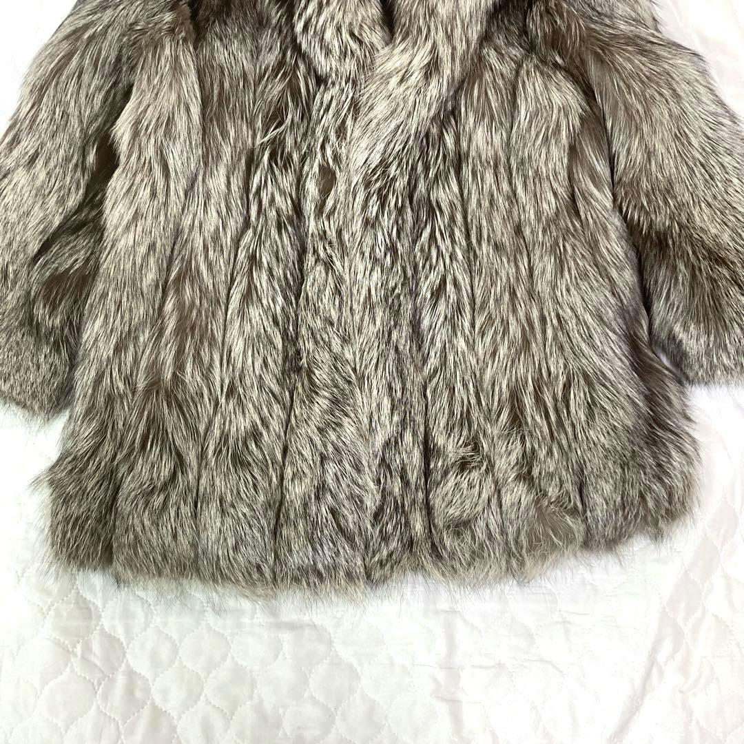 極美品✨ サガフォックス ロイヤル 金サガ 毛皮コート シルバー