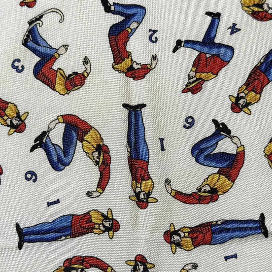 エルメス HERMES スカーフ カレ45 ガヴロッシュ ナンバー 数字柄
