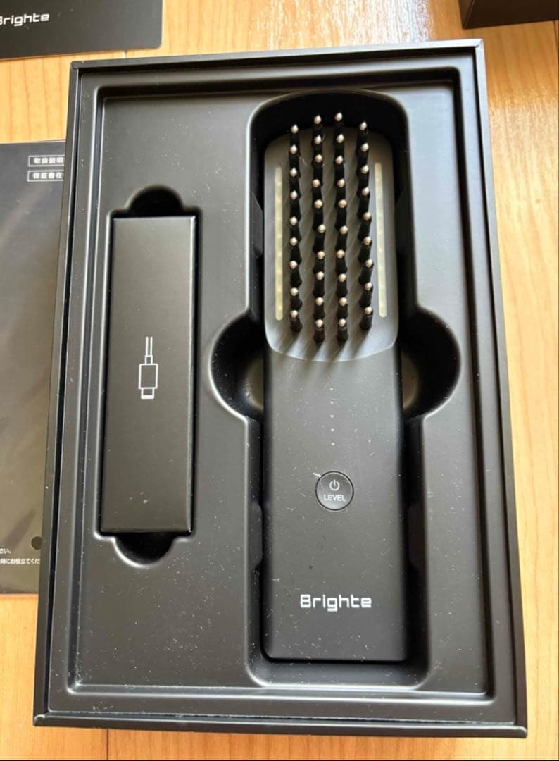 【翌日発送】Brighte ブラシ型美顔器 BRT-FS145 美品 Aiロボティクス Brighte ELEKI BRUSH BRT-FS145 [ブラック] 価格比較