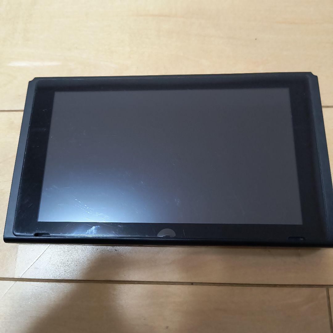 Switch ブラック 本体　コントローラー無　ドックとケーブル付 Amazon.co.jp: CYBER ・ USBコントローラーマルチタップ （ SWITCH 用