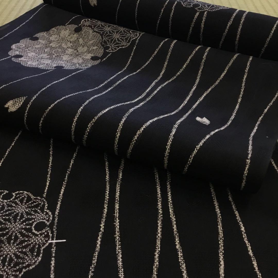新品】黒 和柄 浴衣反物 綿 麻混 花びら桜 夏柄 雪輪