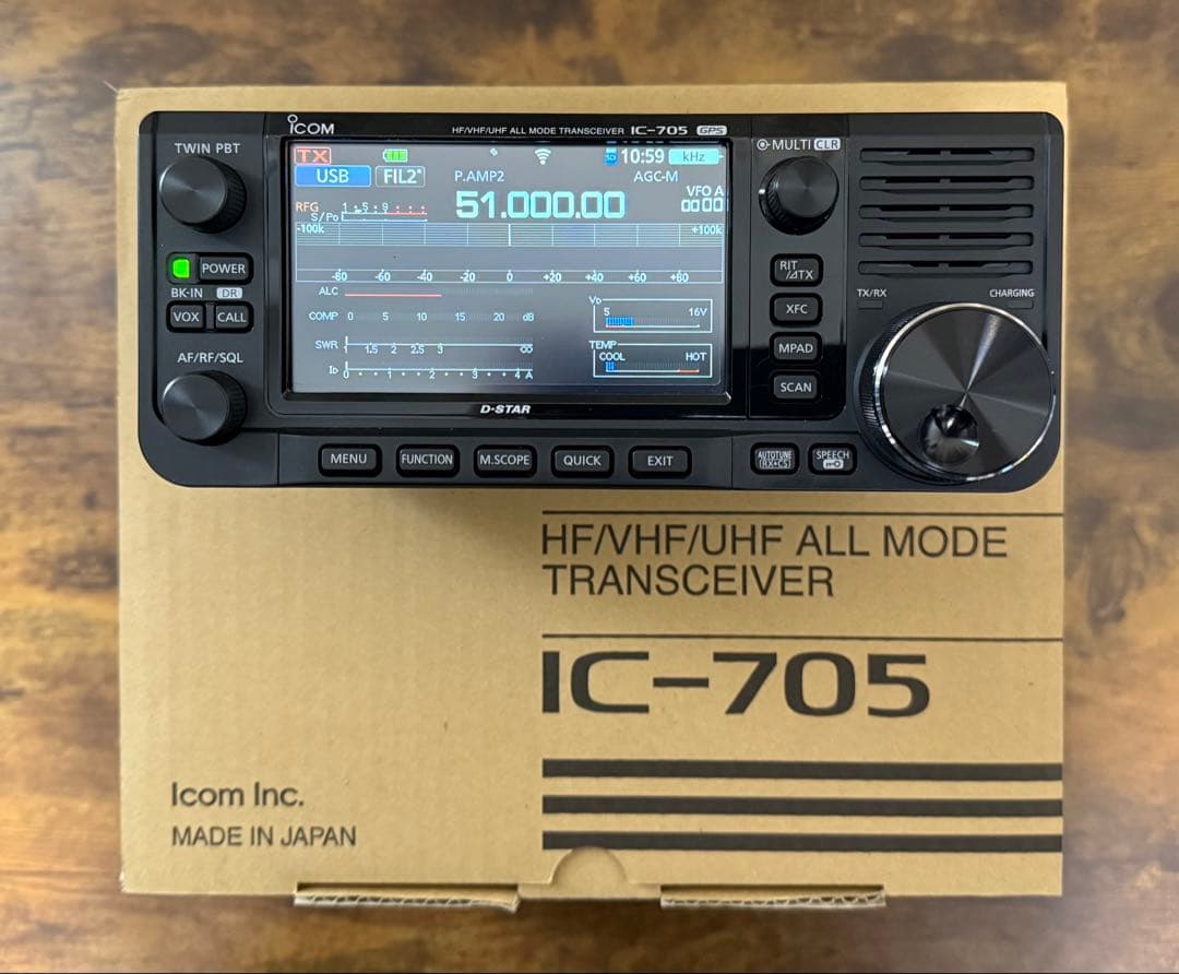 アイコム　IC-705 The Icom IC-705 might be a 'Holy Grail' portable QRP SSB