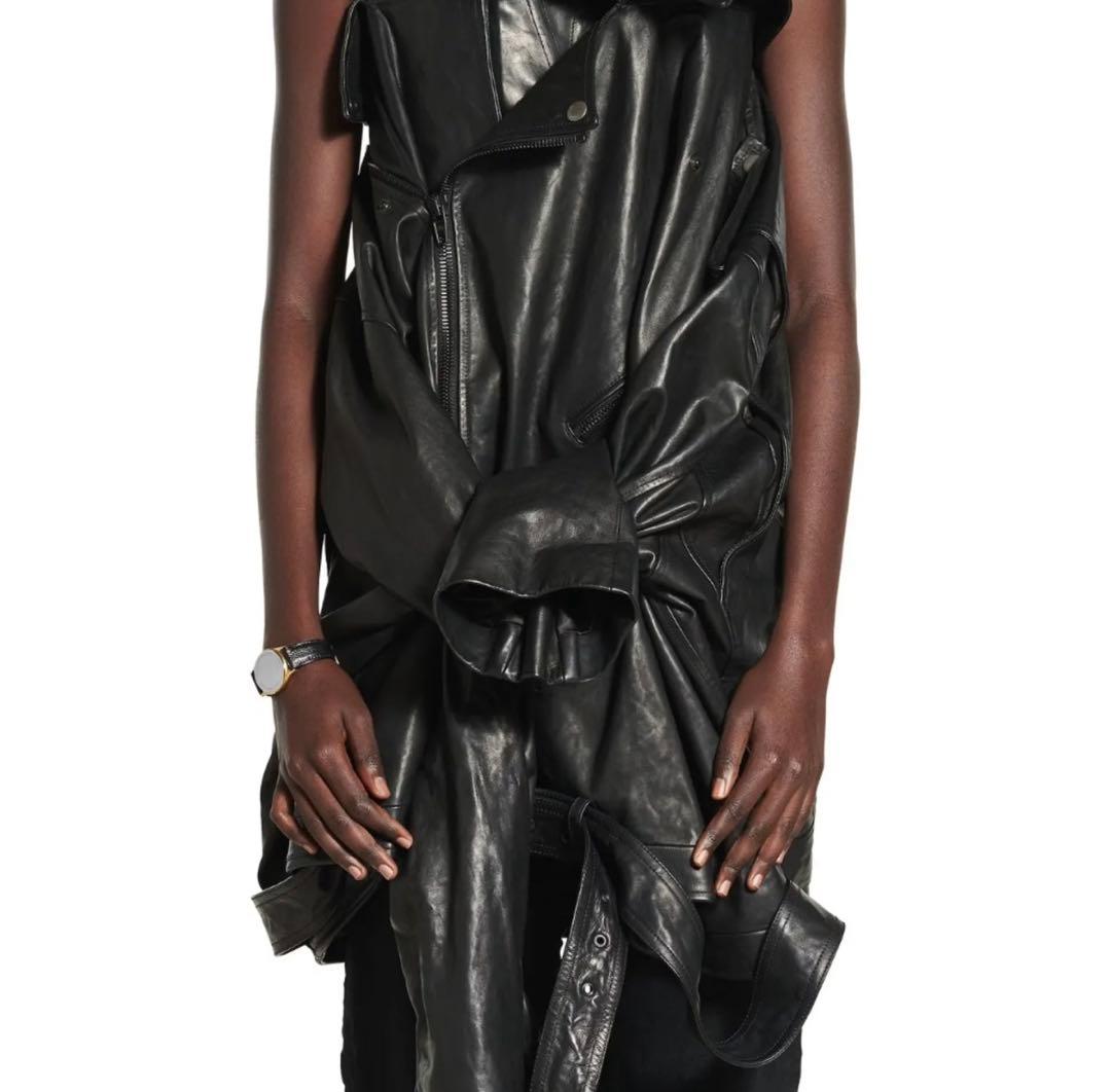 BALENCIAGA】バレンシアガGeneva時計型ブレスレット - メルカリ