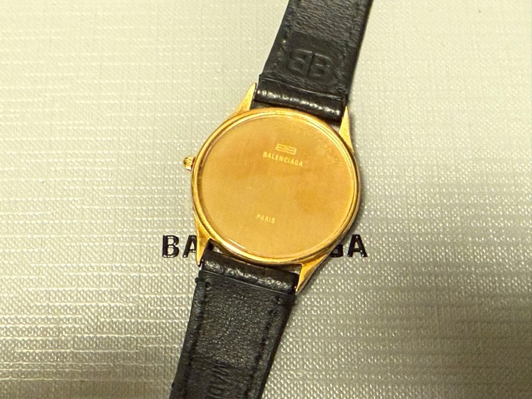 BALENCIAGA】バレンシアガGeneva時計型ブレスレット - メルカリ