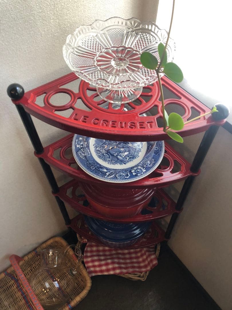 美品】ル・クルーゼ ポットスタンド チェリーレッド - メルカリ