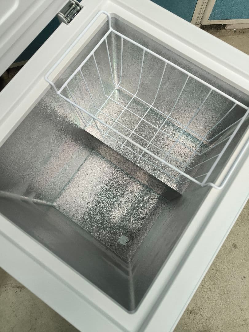 2024年製美品 MAXZEN 上開き小型冷凍庫 家庭用 66L ストッカー - メルカリ