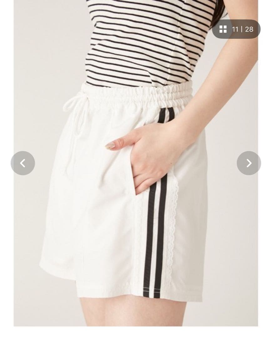 新品未使用LILY BROWN サイドラインショートパンツ　ホワイト Amazon | [リリーブラウン] サイドラインショートパンツ LWCP251175