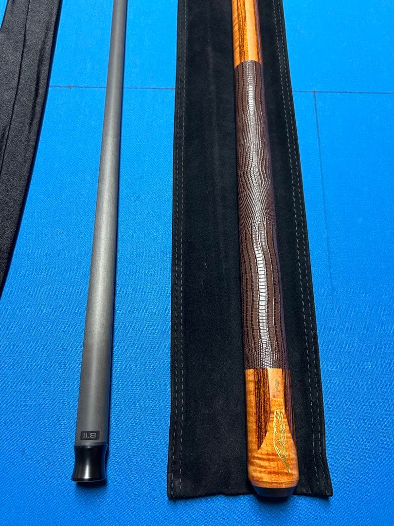 Predator プレデターキュー P3 AURA ユニロック レボシャフト付き