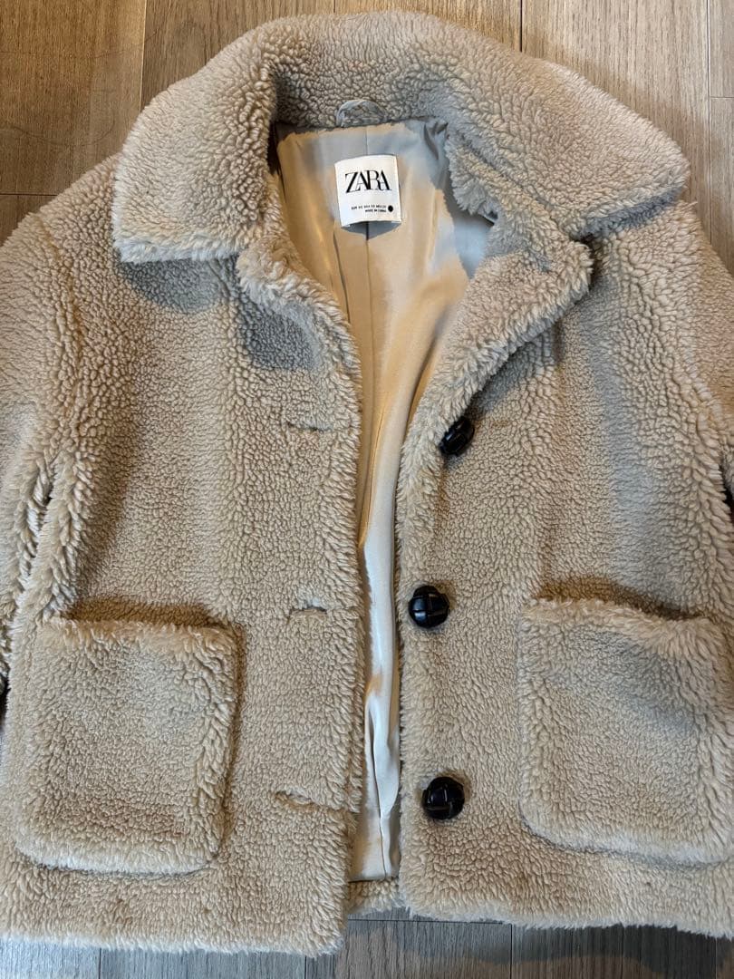 ZARA ベージュ シェルパファーコート XS - メルカリ