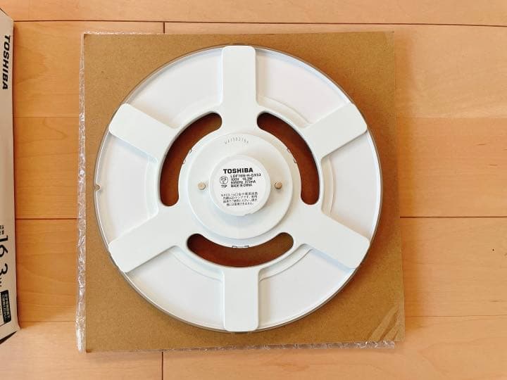 東芝 LED E-CORE昼白色 5000K LDF16N-H-GX53 - メルカリ