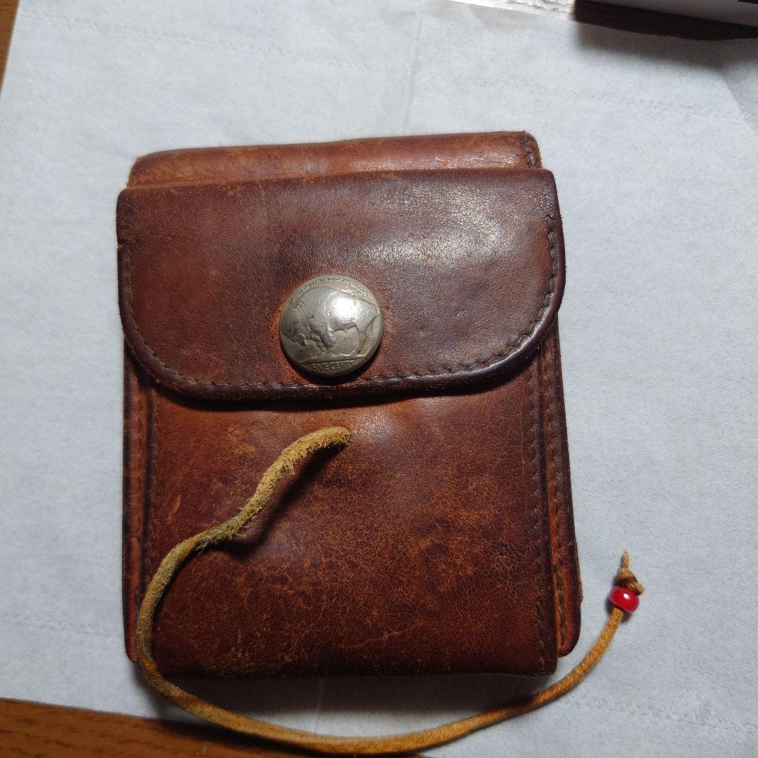 ゴローズ 二つ折り財布 茶色 　コンチョ付き goro's（ゴローズ） コンチョ付き 角型 レザーウォレット 二つ折り財布