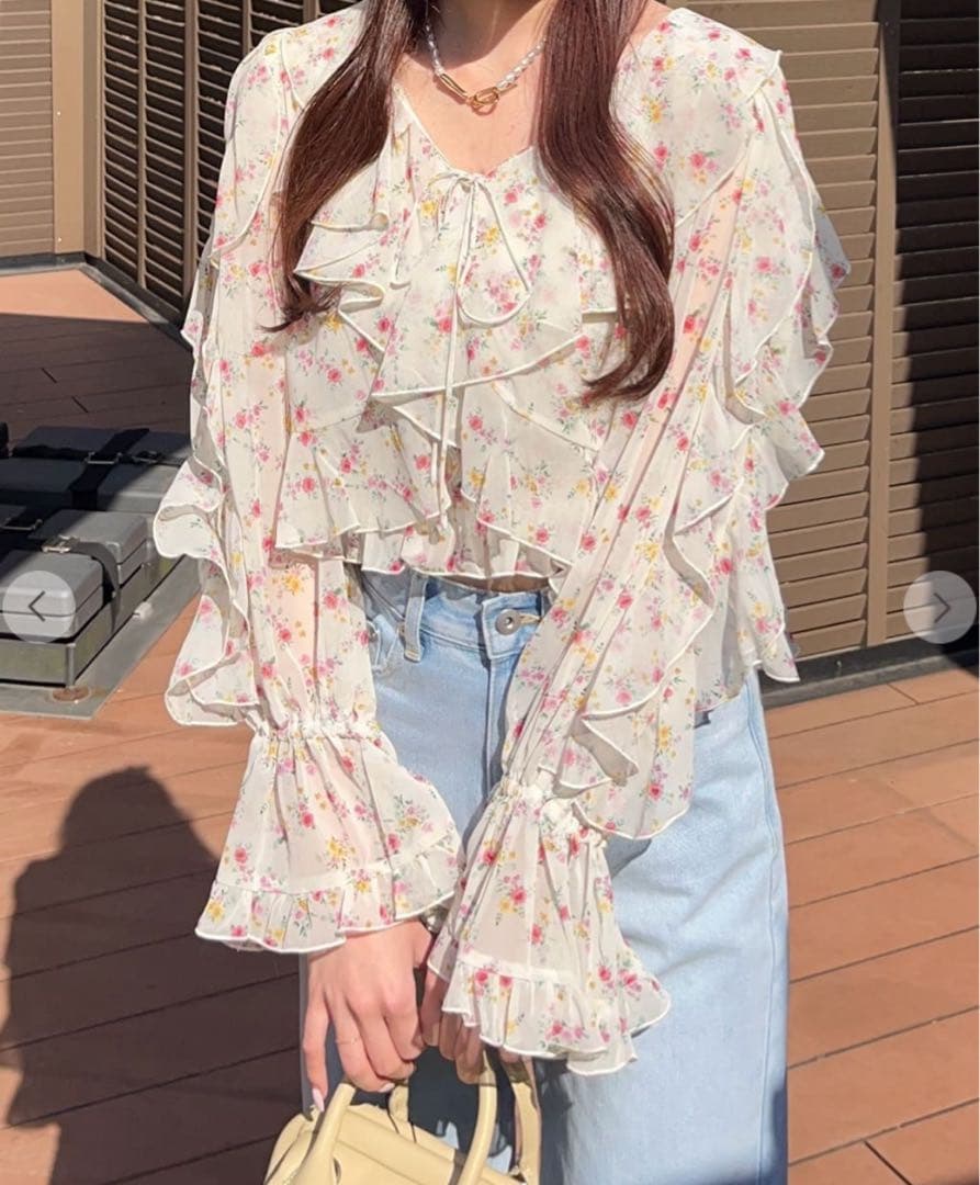 COCO DEAL フラワープリントフリルカーディガン×シャーリングキャミソール ココディール（COCO DEAL） セール50%OFF! リボンフリルカーディガン