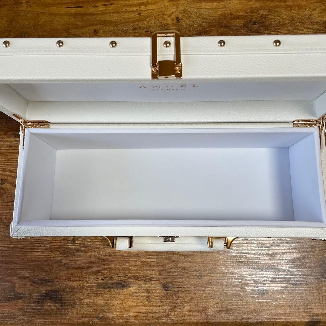 ANGEL エンジェル シャンパン 空箱 白 ホワイト - メルカリ