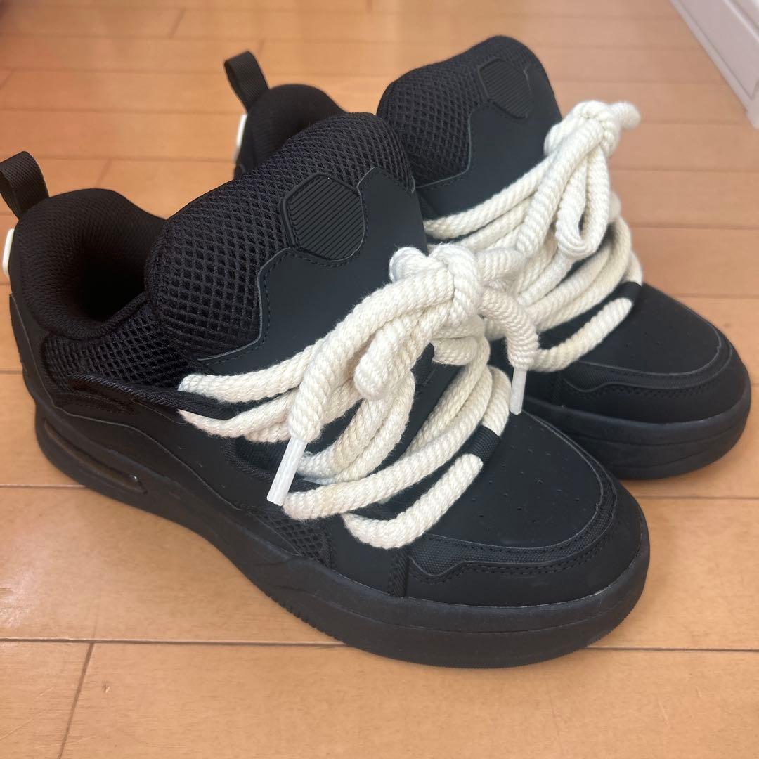 ZARA スケートロープスニーカー 40（25.8cm）ブラック - メルカリ