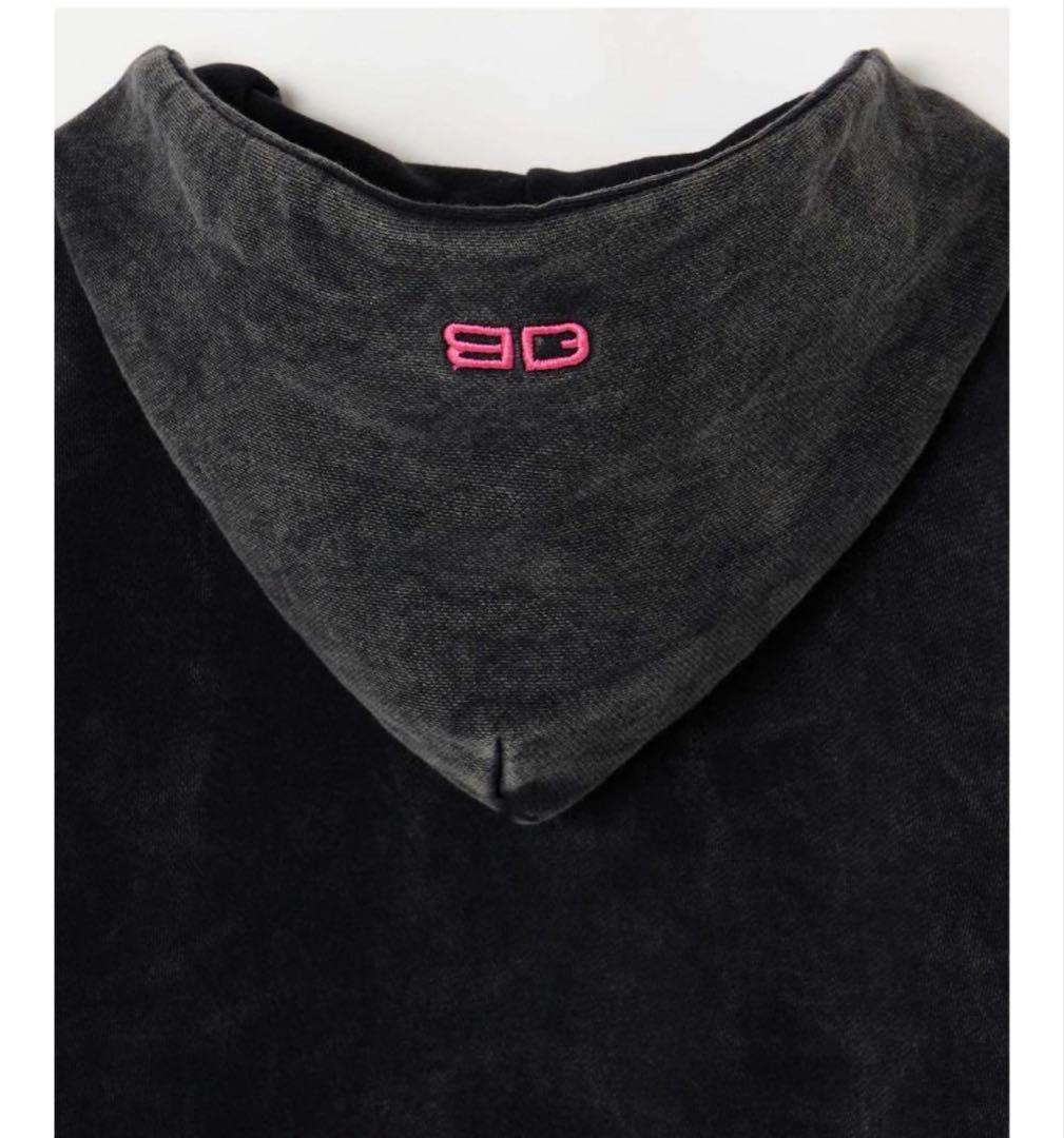 BEEDEN Contrasting Realitiesパーカー 入手困難 即完 - メルカリ