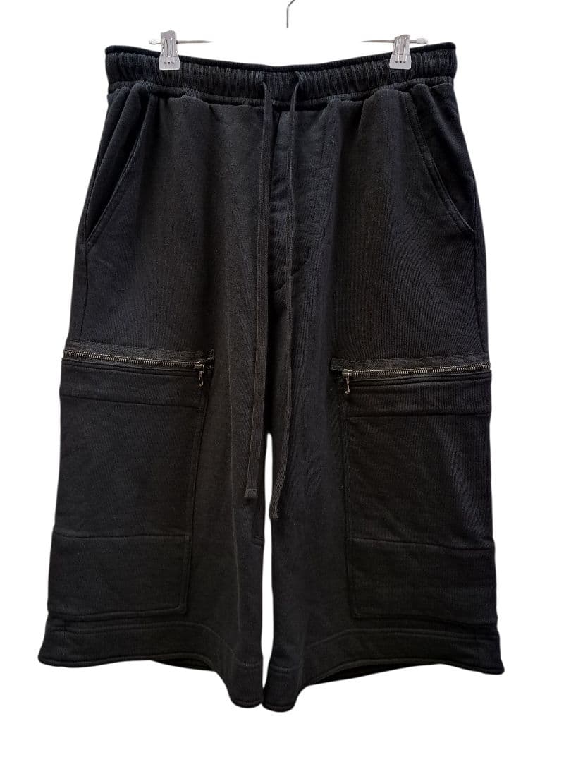 JULIUS ユリウス Cotton Sweat Cargo Shorts JULIUS ユリウス Cotton Sweat Cargo Shorts