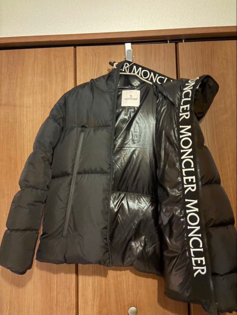 MONCLER ブラックダウンジャケット モンクレール ダウンジャケット メンズ VEZERE JACKET ブラック