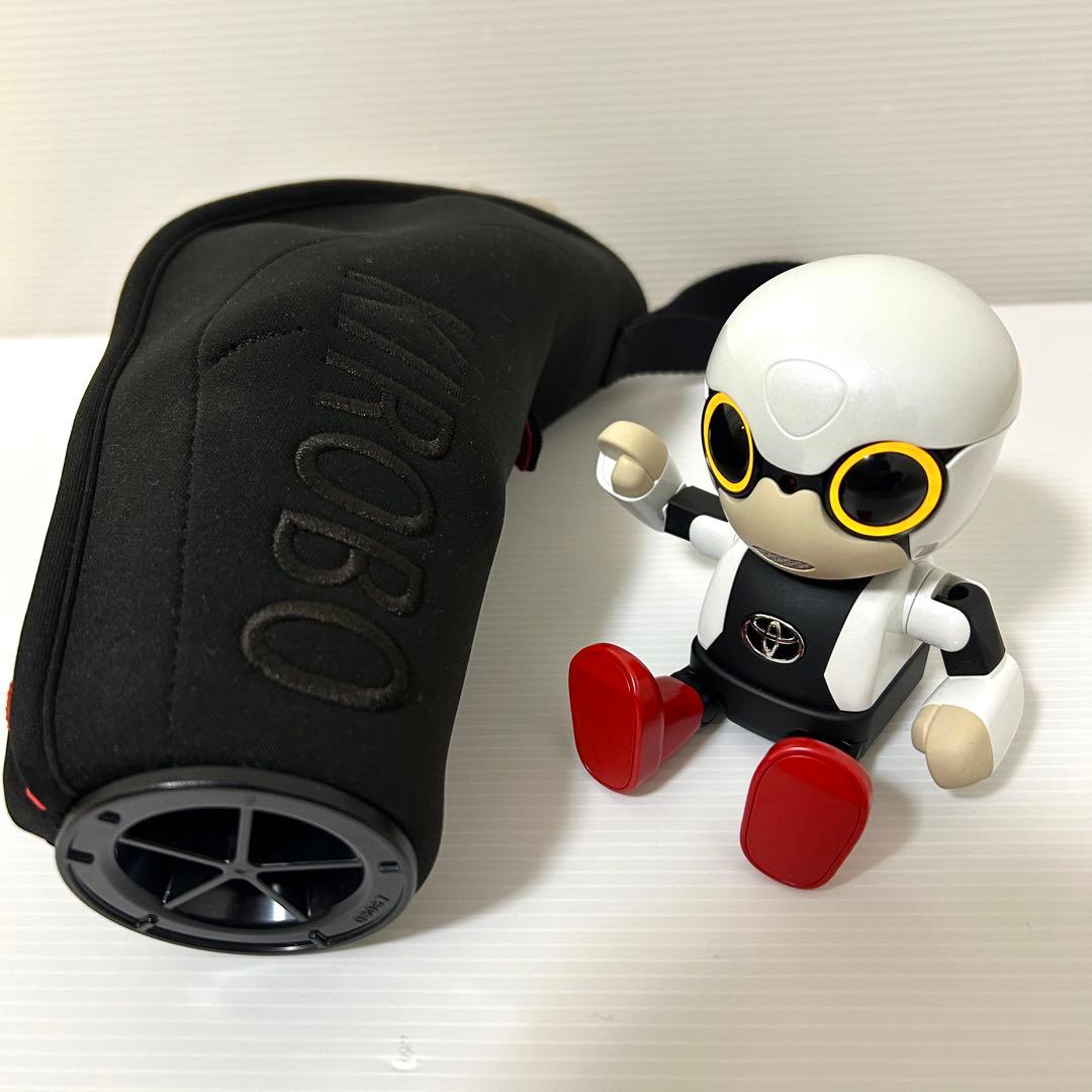 TOYOTA トヨタ KIROBOmini キロボミニ トヨタ自動車、いつも寄り添い、心を通わせるコミュニケーション
