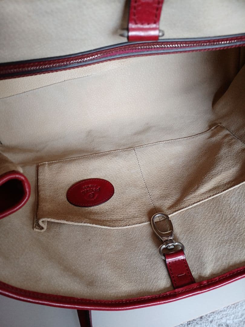 定価108000円(税込) ペローニ レザートート RED 美品 - メルカリ