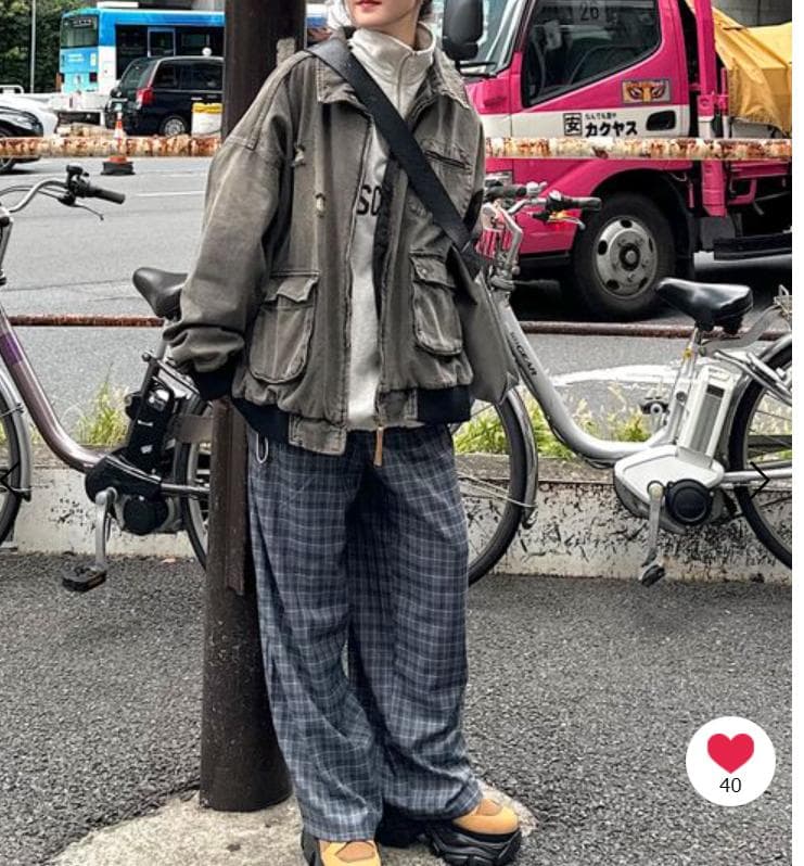 最終お値下価格PAGEBOY 【PBLIM】ダメージデニムブルゾン - メルカリ