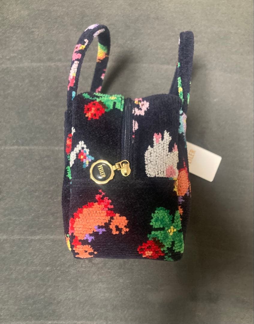 FEILER 神崎恵さん×フェイラーファンキーフォーチュン ミニキューブ