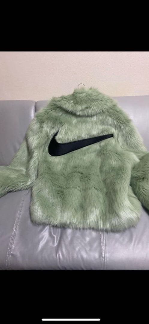 正規品 NIKE×AMBUSH フェイク ファージャケット S 登坂広臣着 - メルカリ