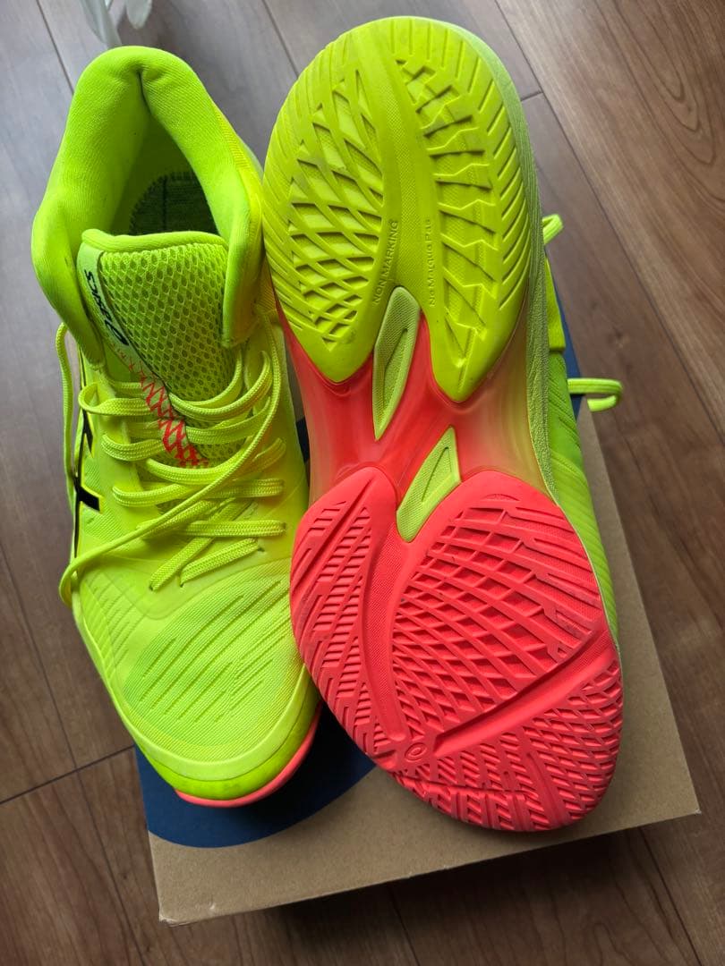 アシックス　バレーボールシューズ　28.0cm パリオリンピック　イエロー