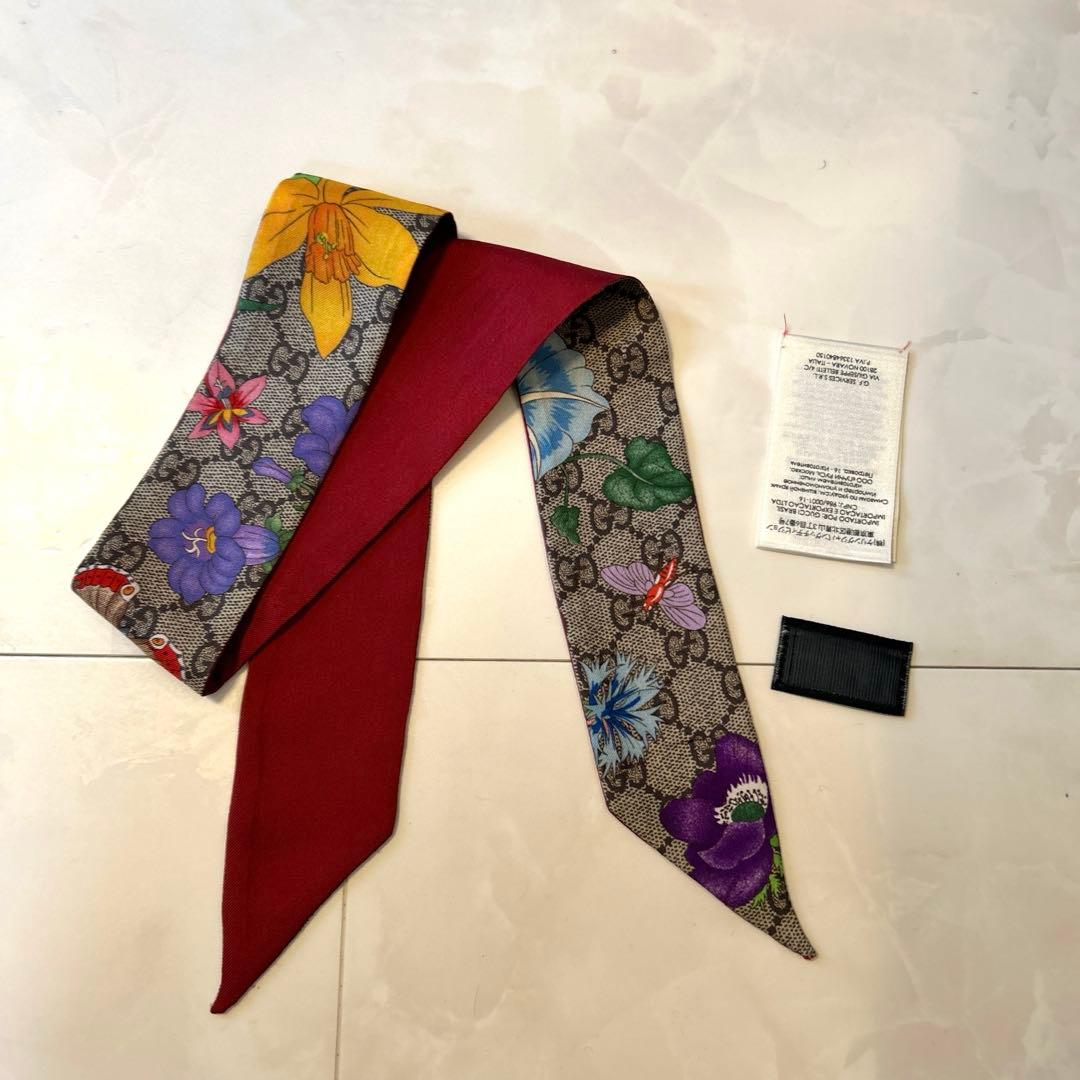 《12/16迄特価》 GUCCI スカーフ　赤　GGフローラプリントシルクリボン
