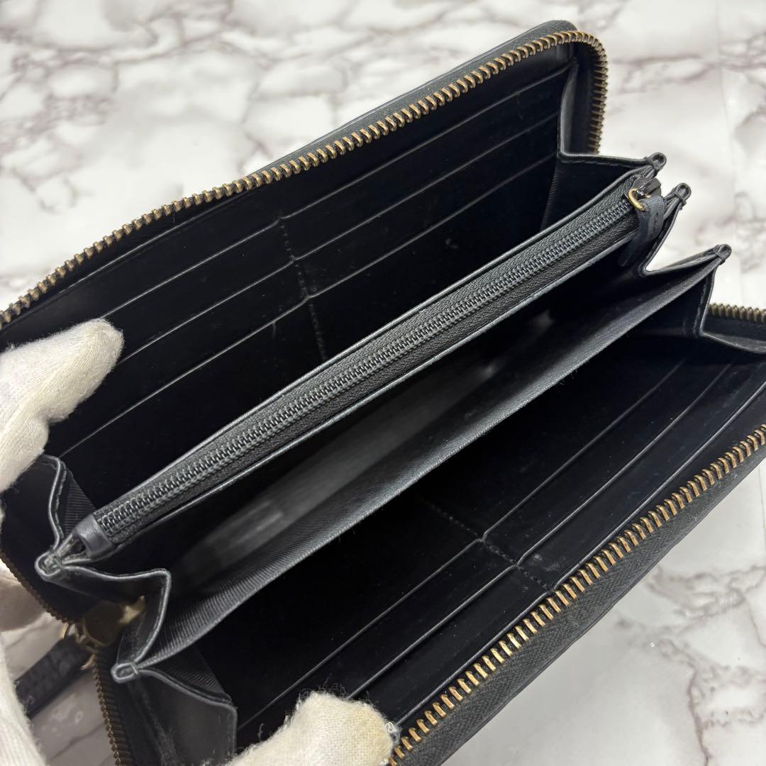 極美品】 グッチ ラウンドファスナーキャットヘッド ゴールド 金具