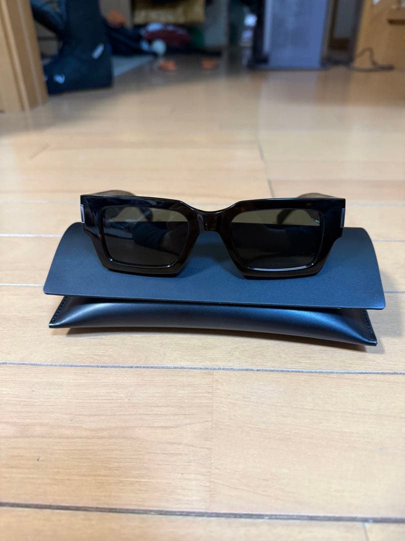 【即購入歓迎】 SAINT LAURENT サングラス SAINT LAURENT サングラス 「SAINT LAURENT/サンローラン」スクエア