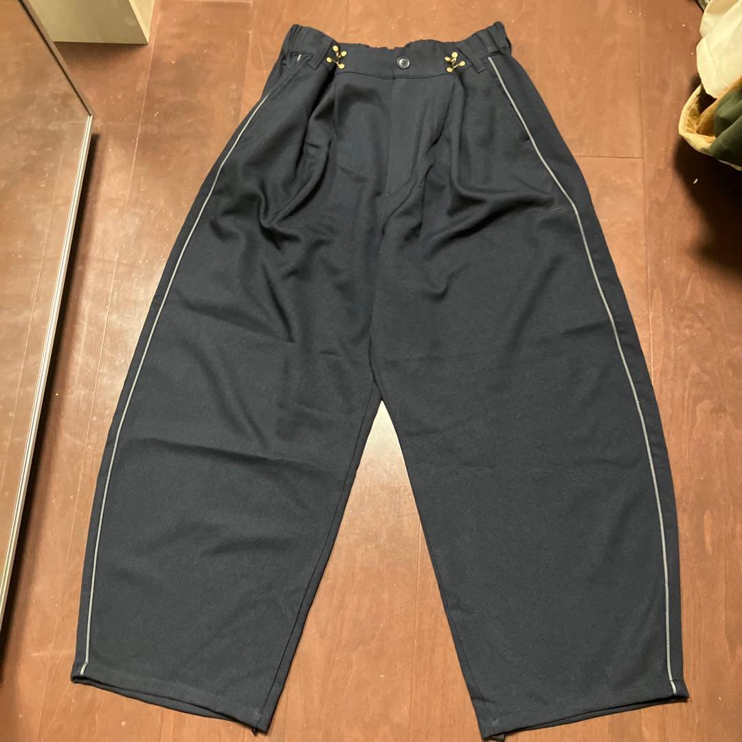 新品ニコアンド[Make staff'25]てぃらウエストタックパンツ2 - メルカリ