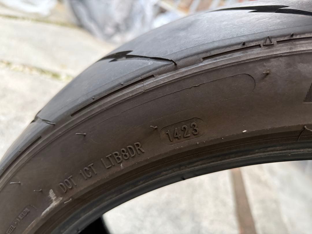 シバタイヤ SHIBATIRE R23 225/40/R18 2本セット