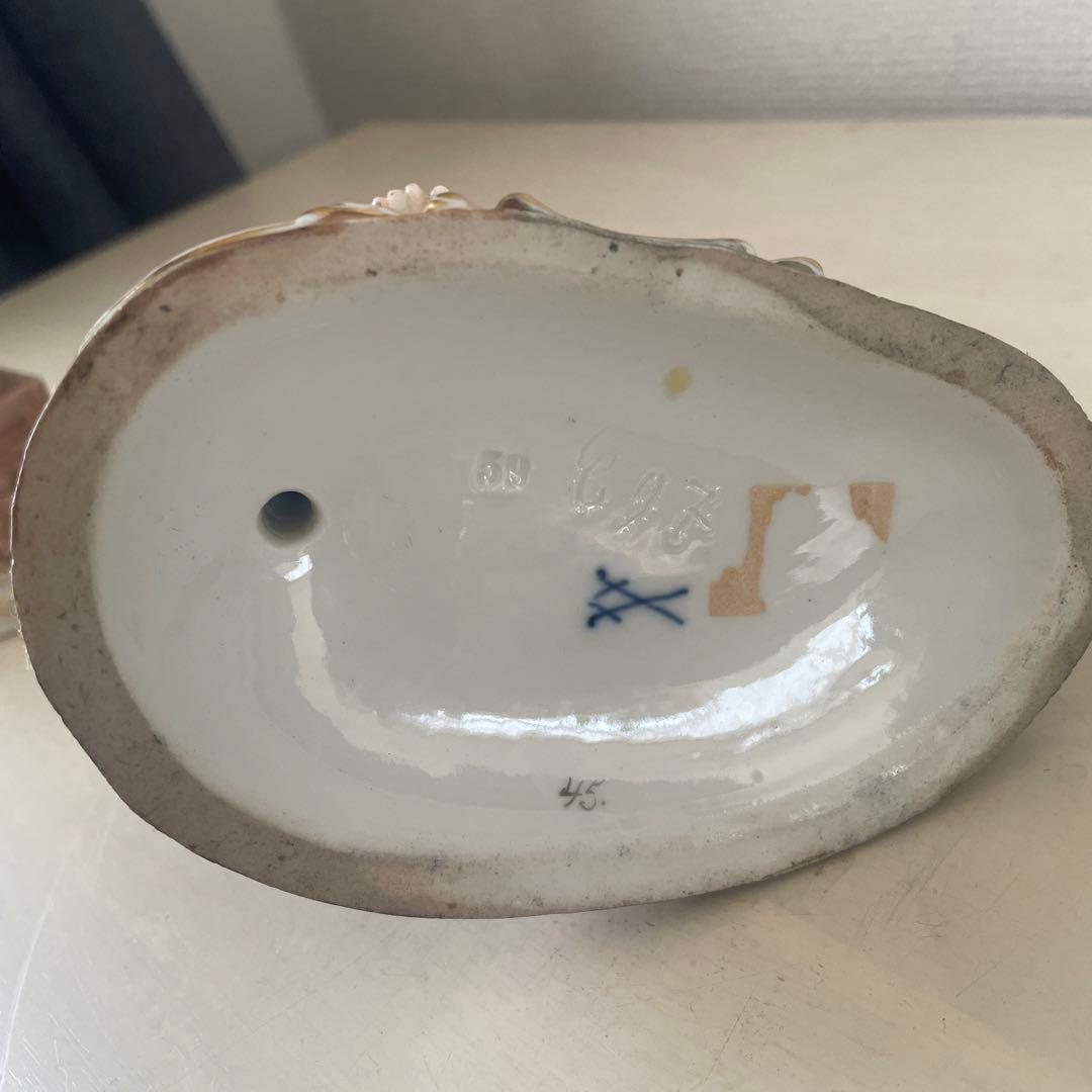 マイセン「ホットチョコレートを作る天使」四大元素:火 19世紀