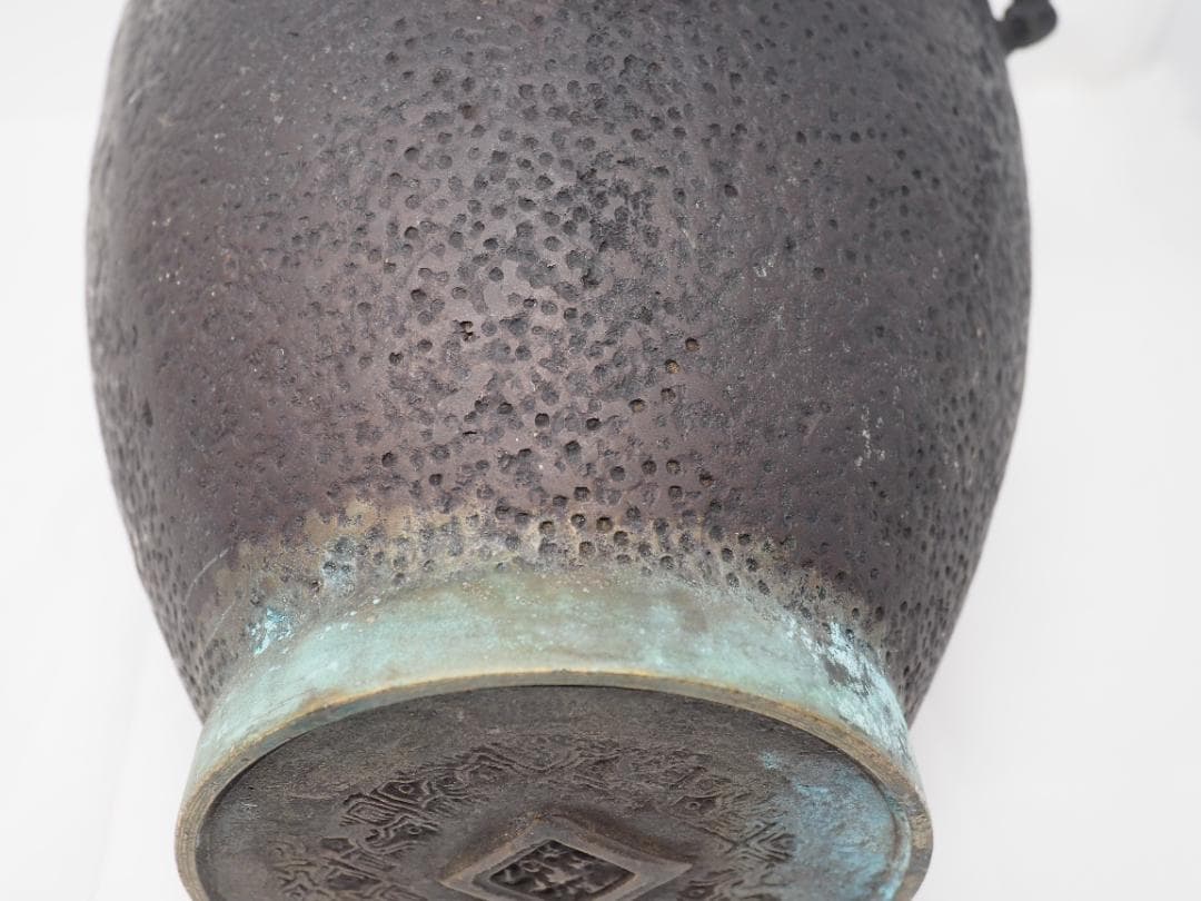 葡萄浮彫 花瓶 赤堀信平 銅製 工芸品 - メルカリ