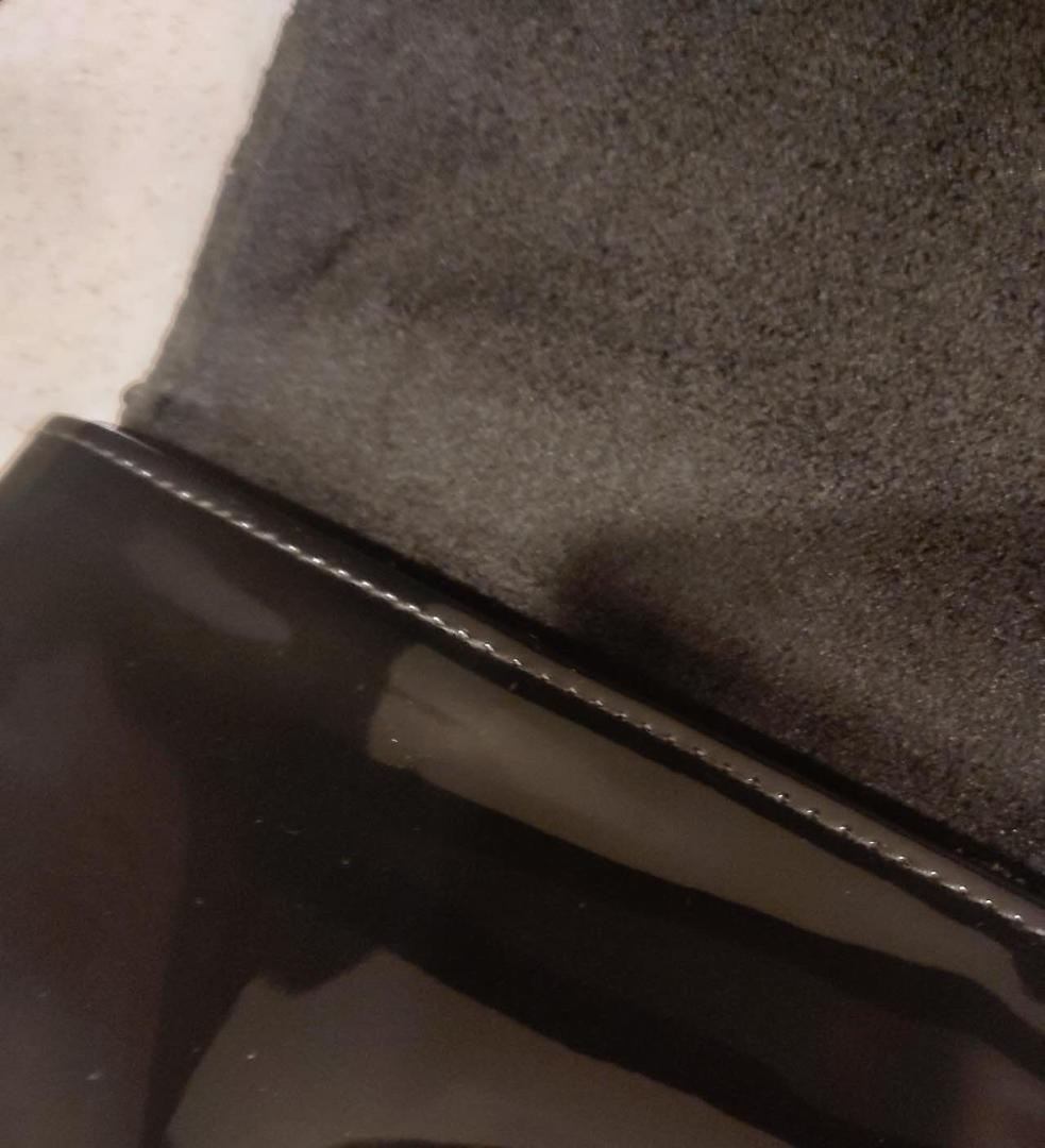 CHANEL シャネル ノベルティ ボア エナメル チェーンショルダーポーチ