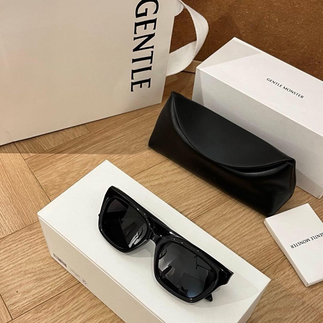 GENTLE MONSTER Hesse 01ブラックサングラス - メルカリ