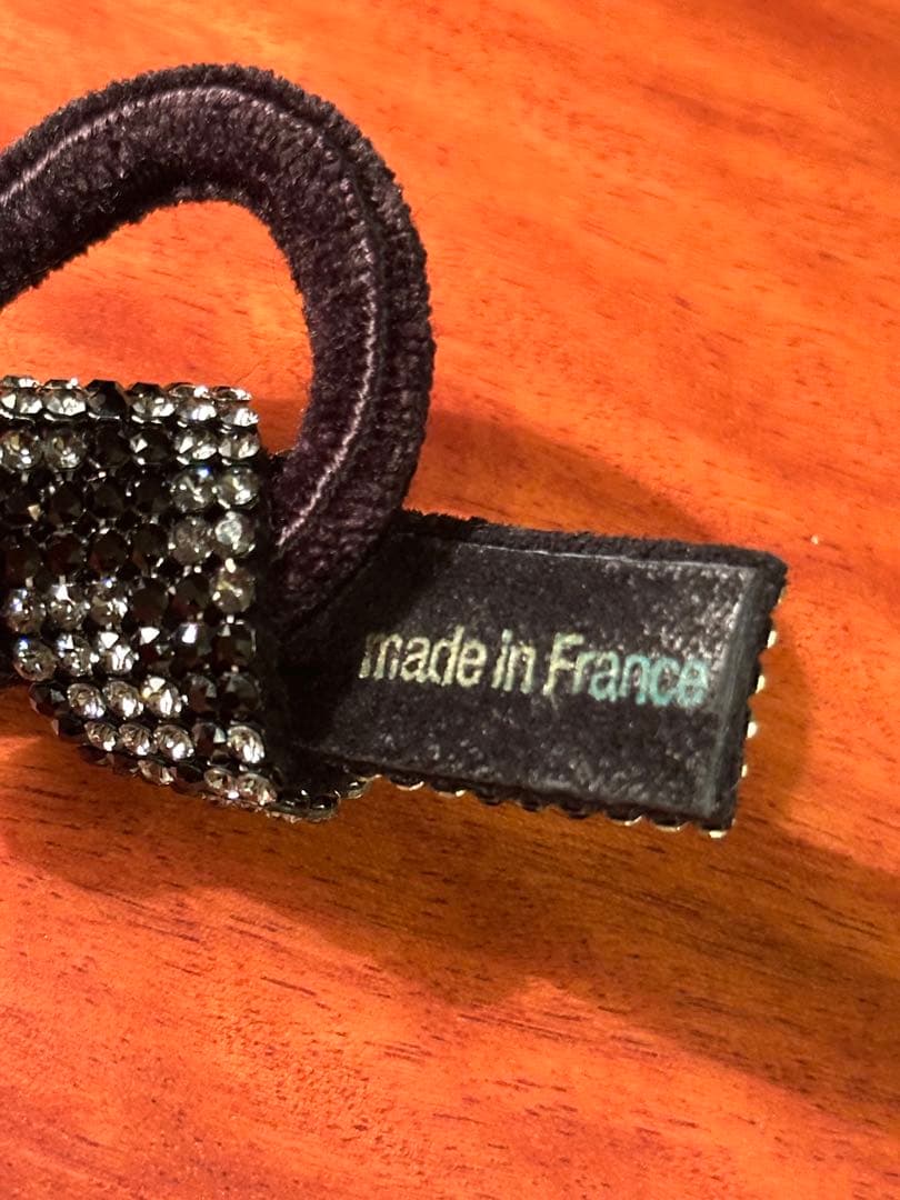 ACCA アッカ￼￼黒リボンスワロスキージェムヘアゴム