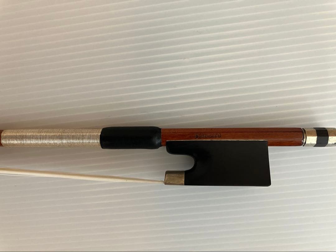 鈴木バイオリン No.330 4/4 1999年 杉藤弓付き 虎杢が美しい - メルカリ