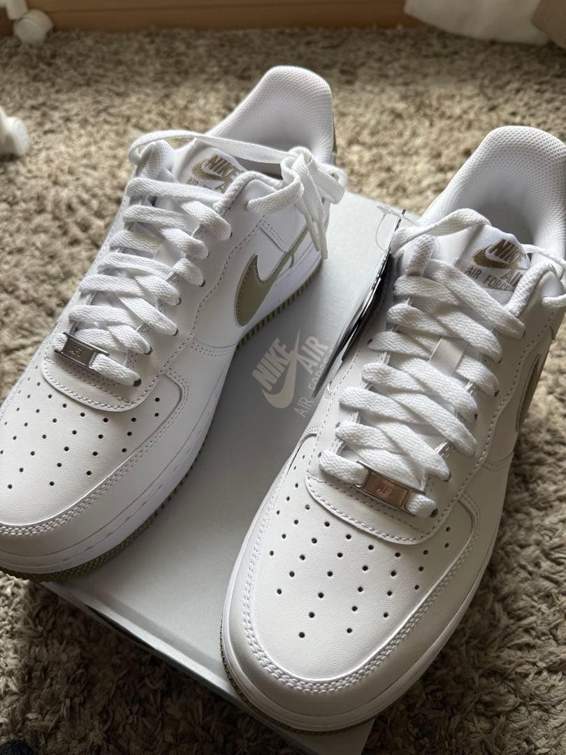 新品‼️エアフォース1 '07 ホワイト 白 オリーブ 茶 27.5cm