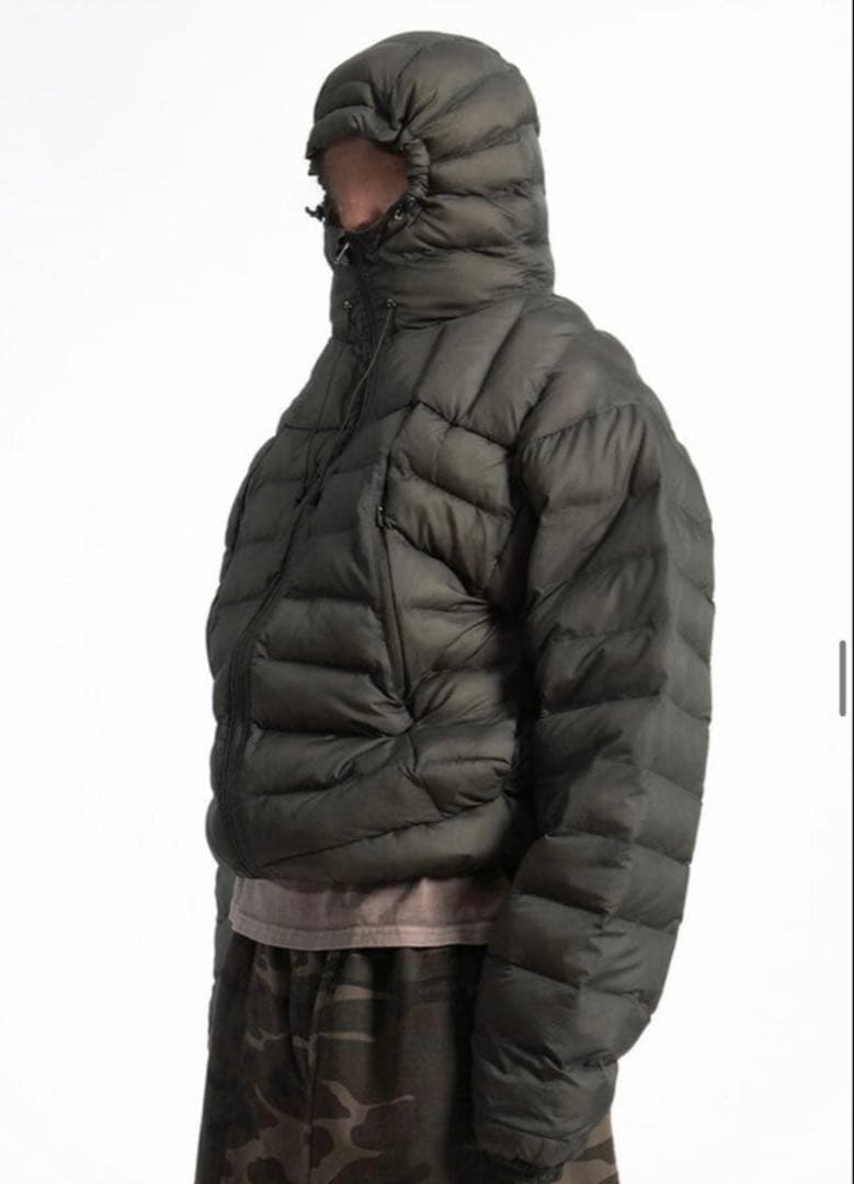 coln dooms puffer jakcet (3c) - メルカリ