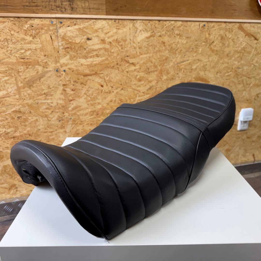 HONDA CB750 RC42 タックロール カスタムシート - メルカリ