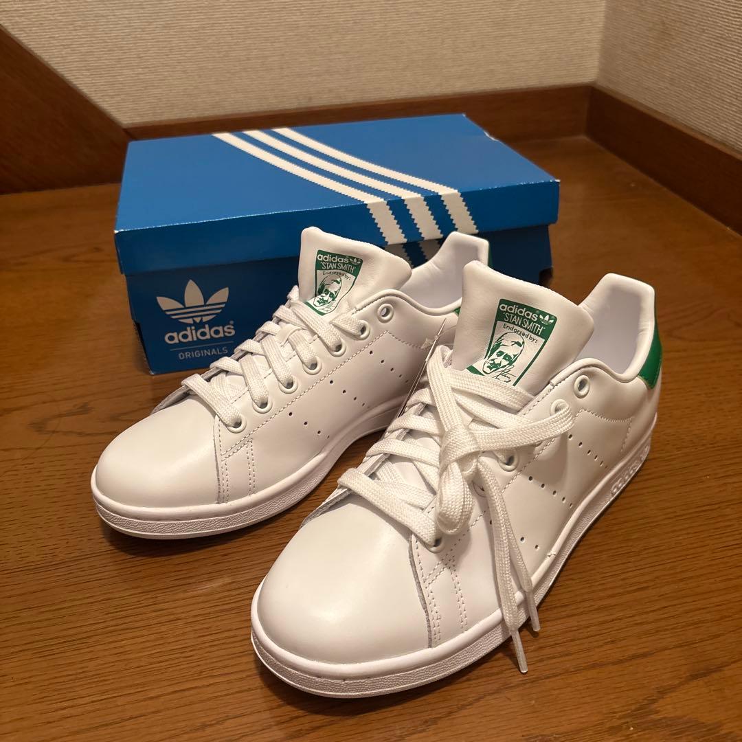 tom様。adidas Stan Smith ホワイト/グリーン 24.5センチ - メルカリ