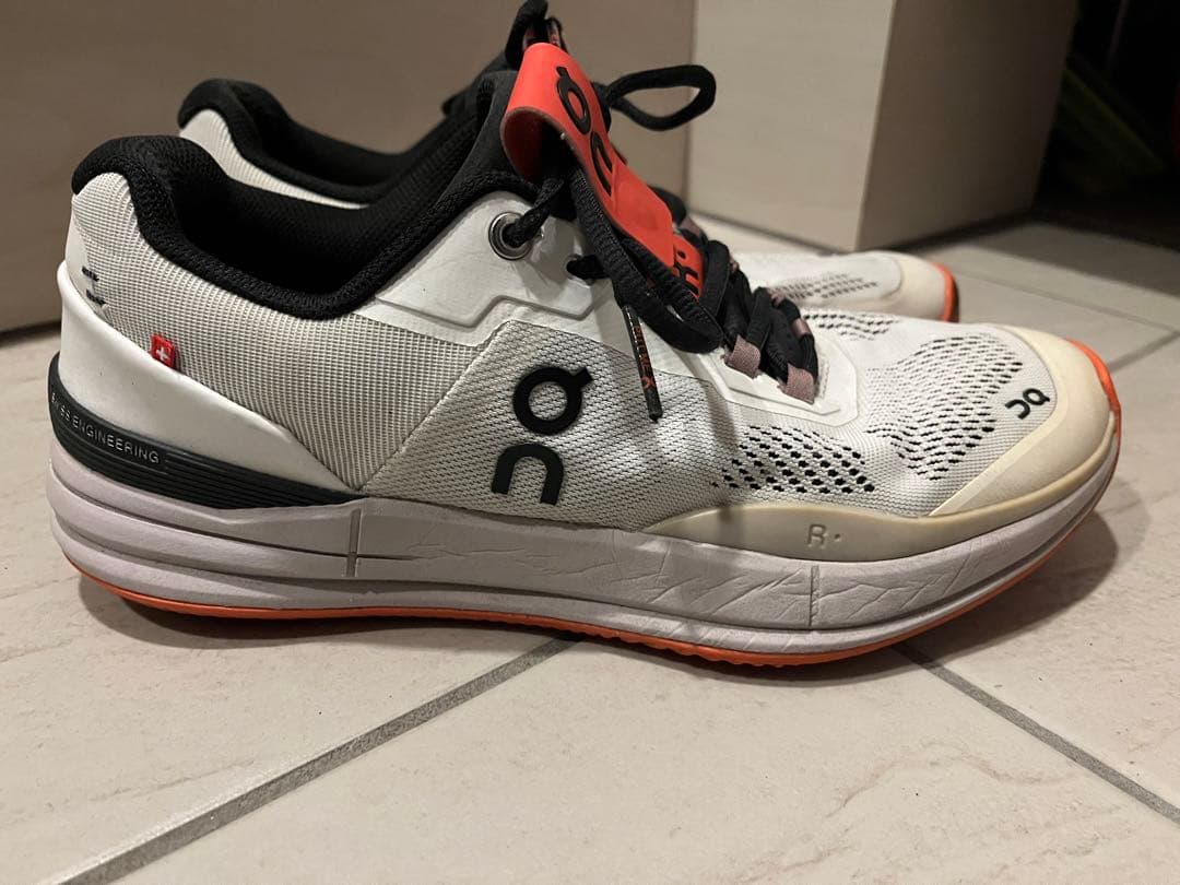 THE ROGER Pro Clay 26.5cm フェデラー